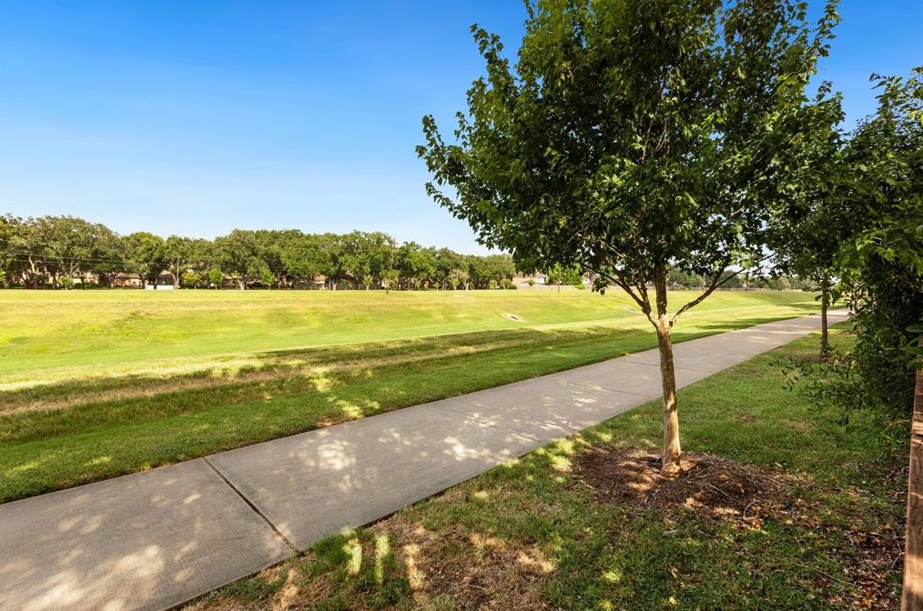 2231 Greencove Ln, Sugar Land TX  77479-2220 exterior