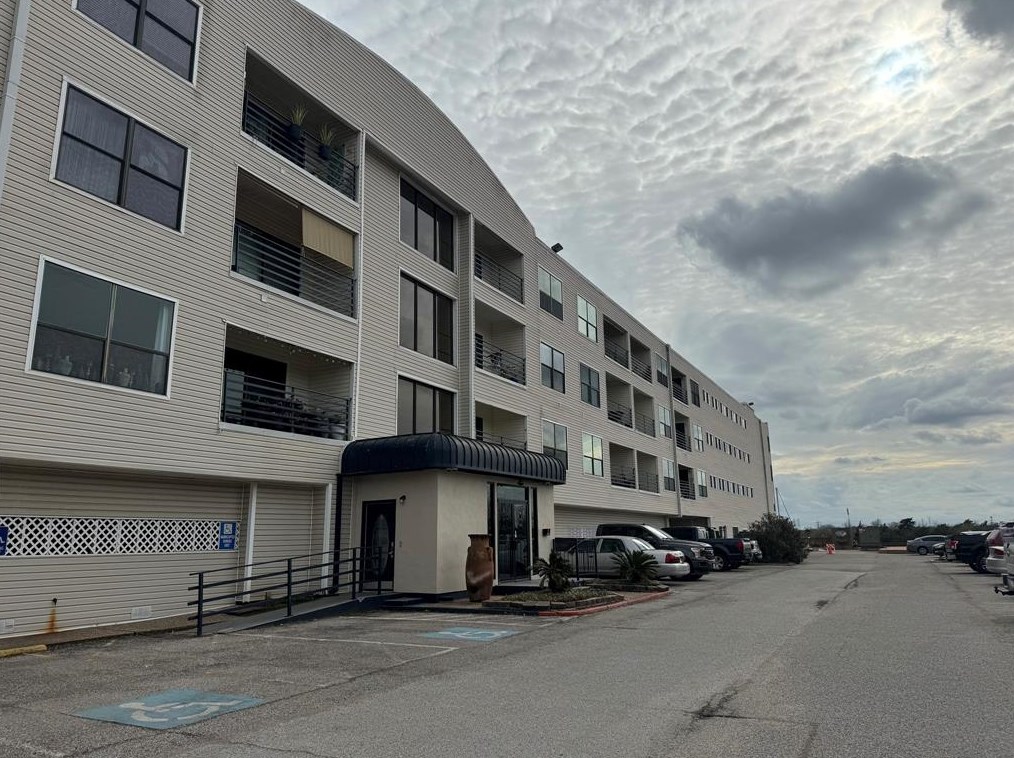 793 Davis Rd #309, League City, TX 77573