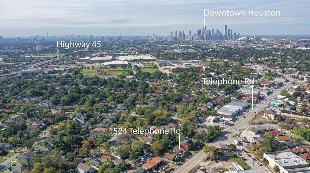 1528 Telephone Rd, Houston TX  77023-3635 exterior