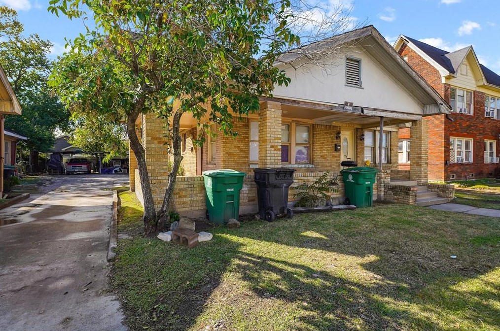 1528 Telephone Rd, Houston TX  77023-3635 exterior