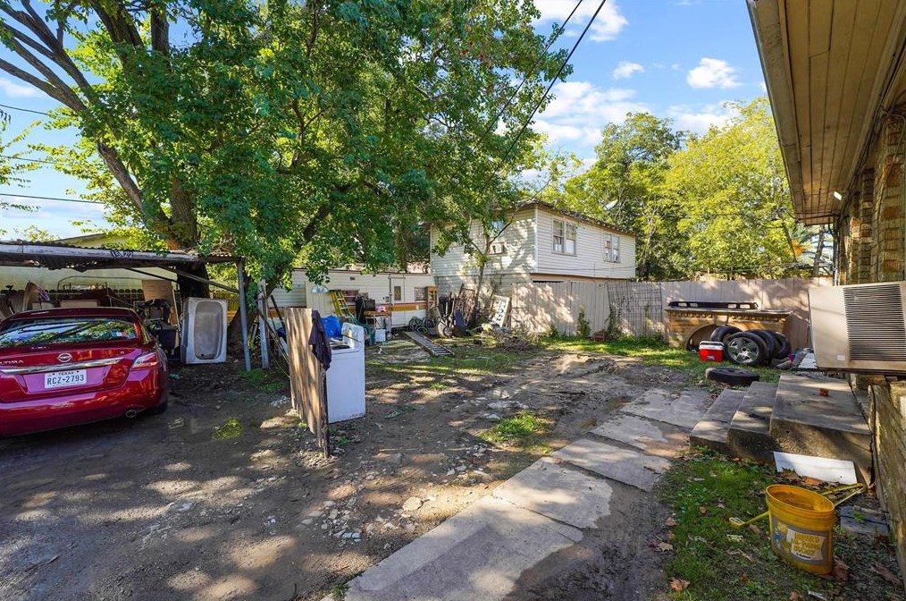 1528 Telephone Rd, Houston TX  77023-3635 exterior