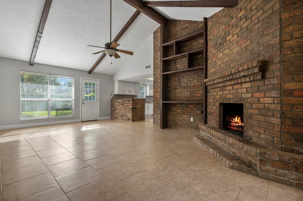 15639 Boulder Oaks Dr, Houston TX  77084-3008 exterior