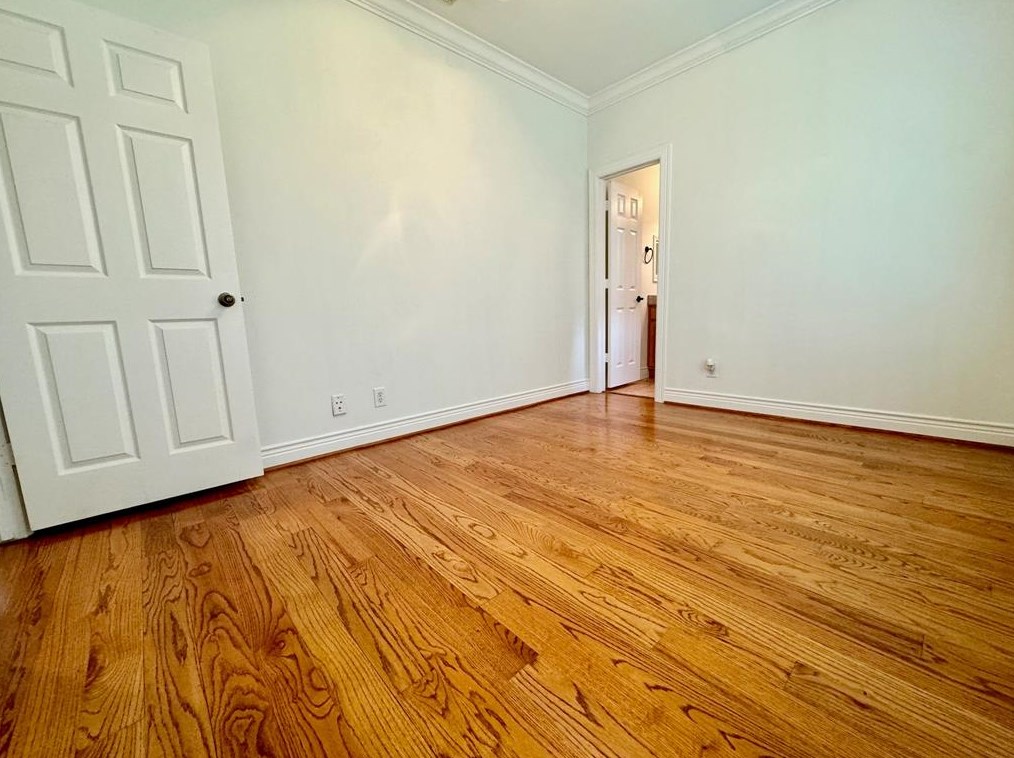 4507 Crawford St, Houston TX  77004-4915 exterior