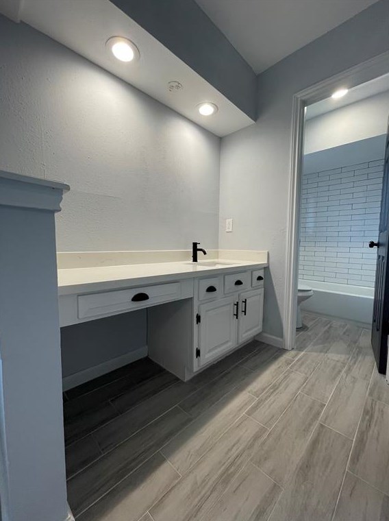 5834 Woodmancote Dr, Humble TX 77346-2734 exterior