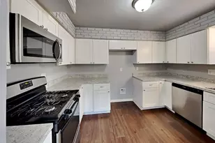 10415 Sagewillow Ln, Houston, TX 77089 - Photo 3