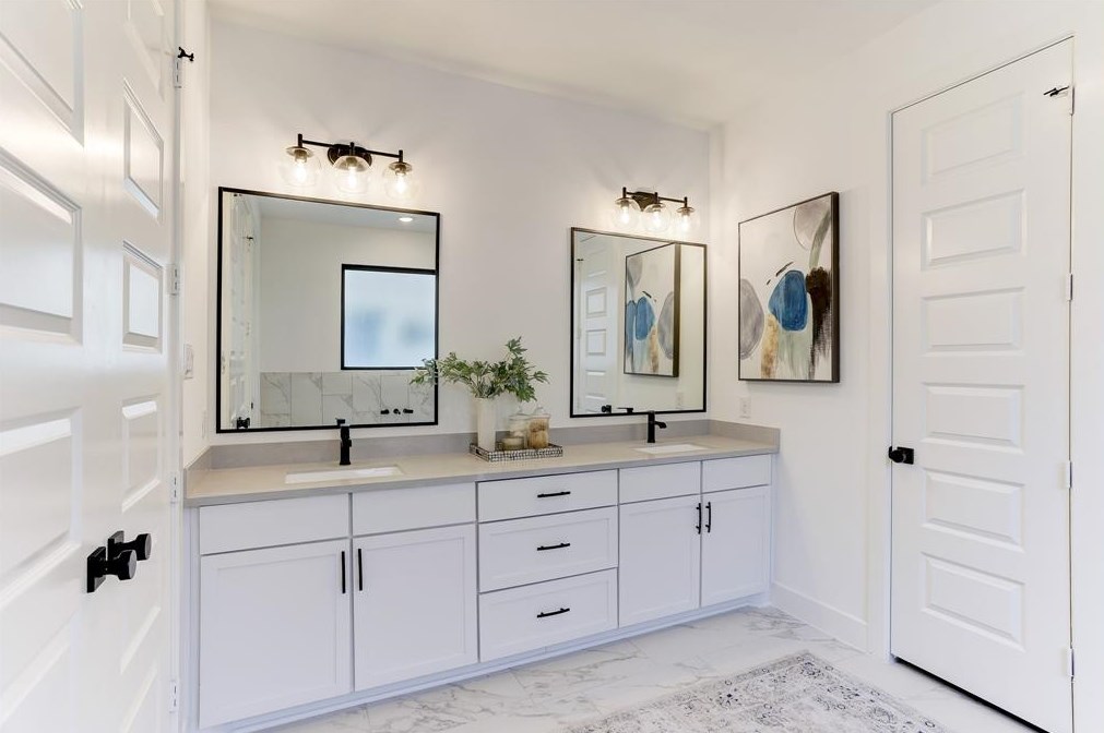 308 40 St, Houston TX 77022-4741 exterior