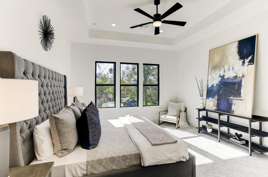 308 40 St, Houston TX 77022-4741 exterior