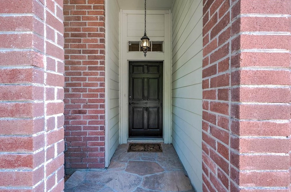 16902 Colony Creek Dr, Spring TX  77379-4429 exterior