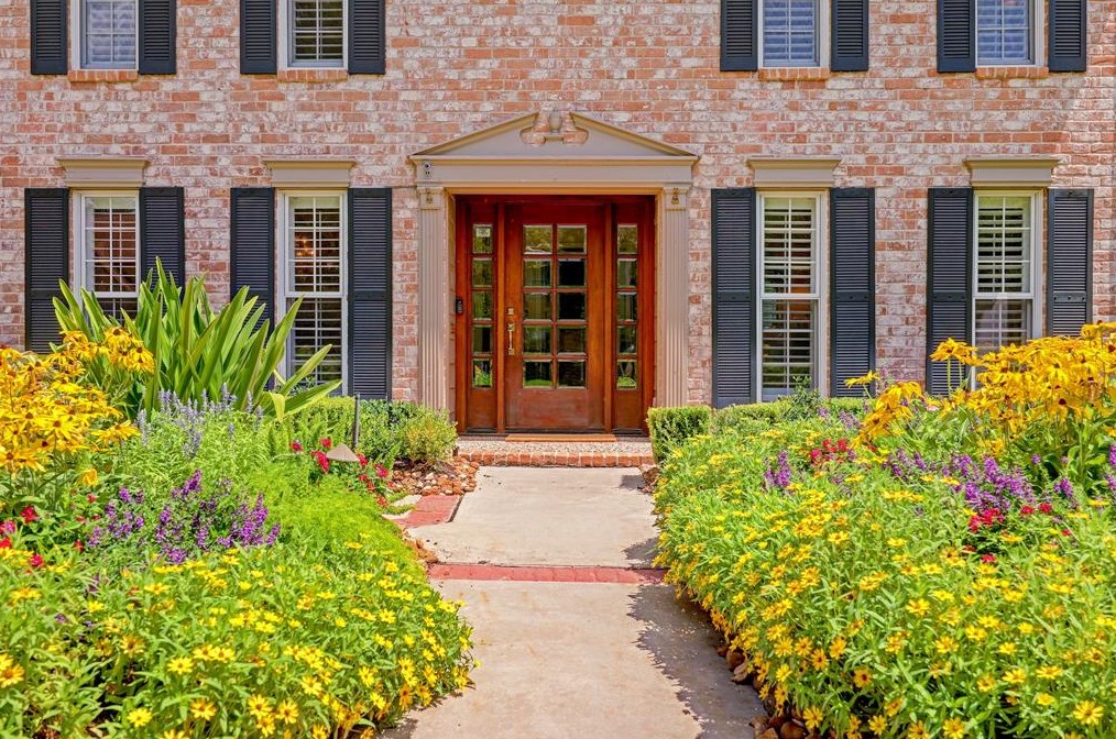 13606 Indian Creek Rd, Houston TX  77079-7016 exterior