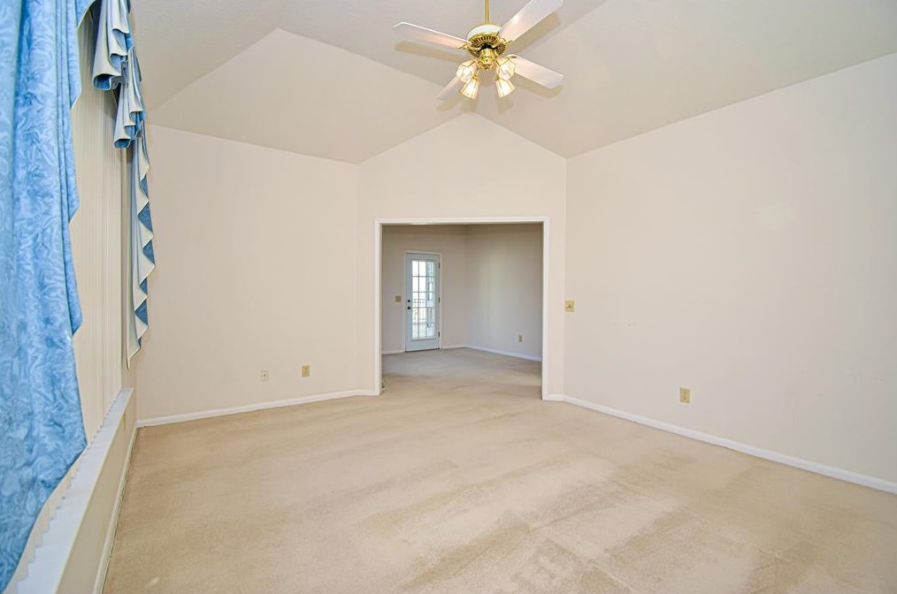 11319 Chestnut Wood Trl, Houston TX  77065-3353 exterior
