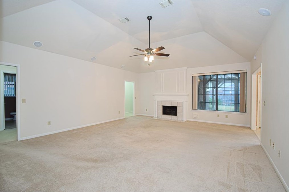 11319 Chestnut Wood Trl, Houston TX  77065-3353 exterior