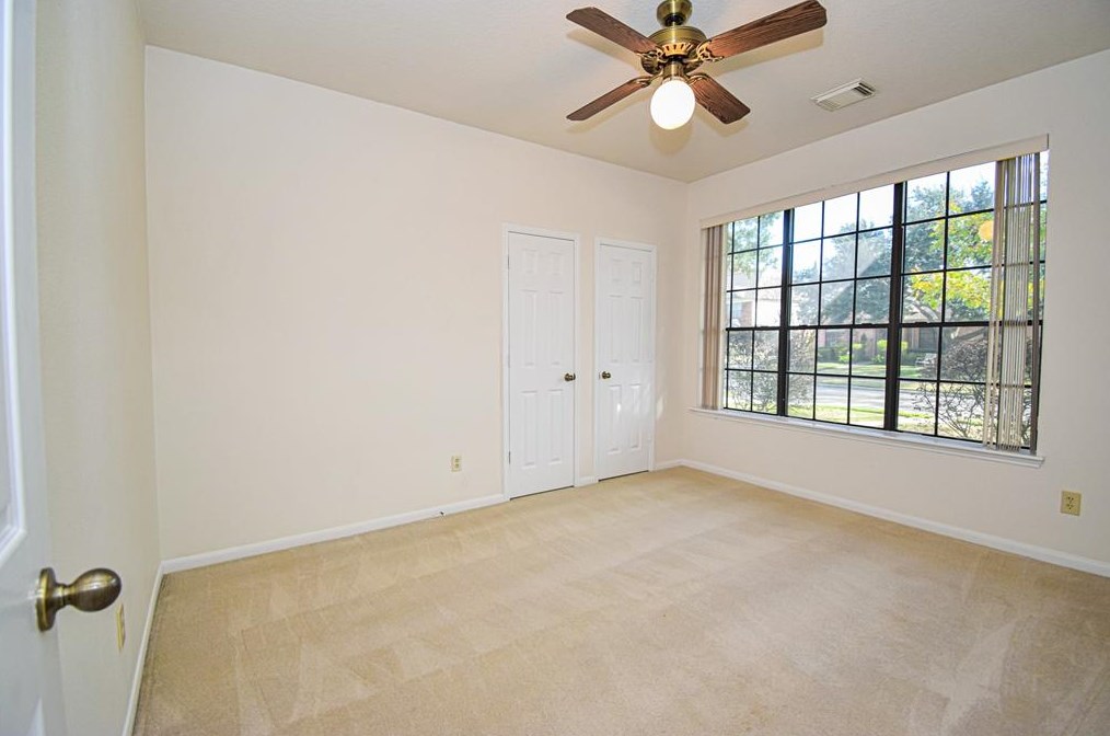 11319 Chestnut Wood Trl, Houston TX  77065-3353 exterior
