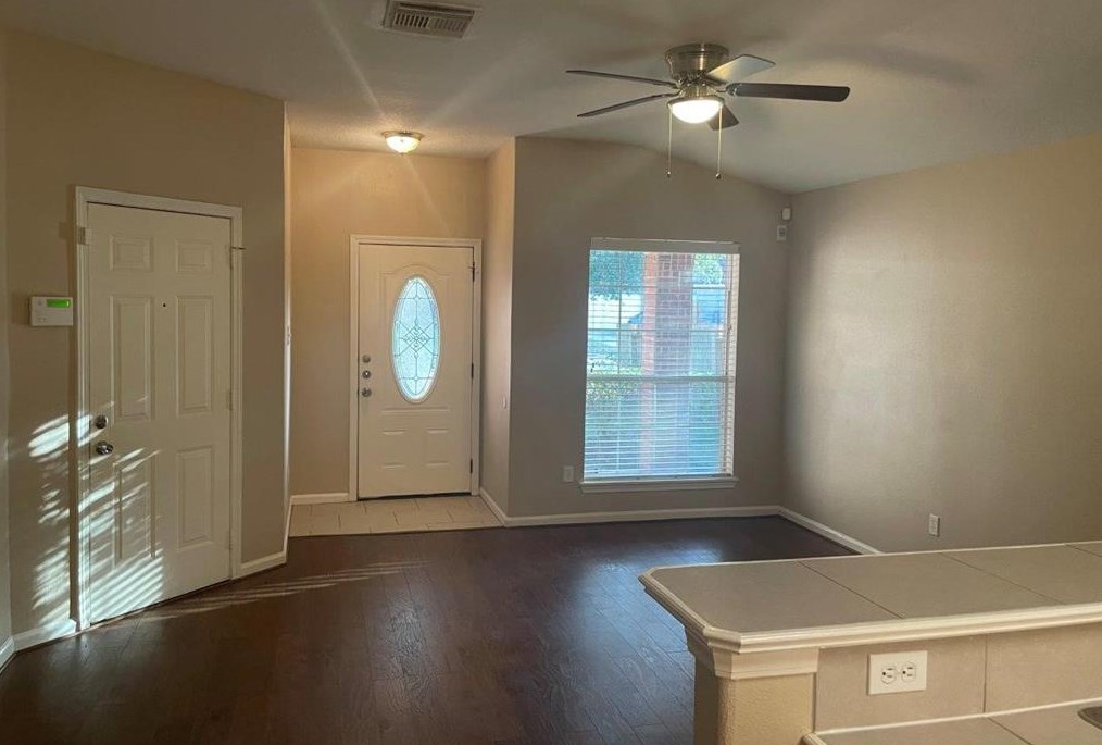 1431 Rocky Glen Ln, Spring TX  77373-7889 exterior