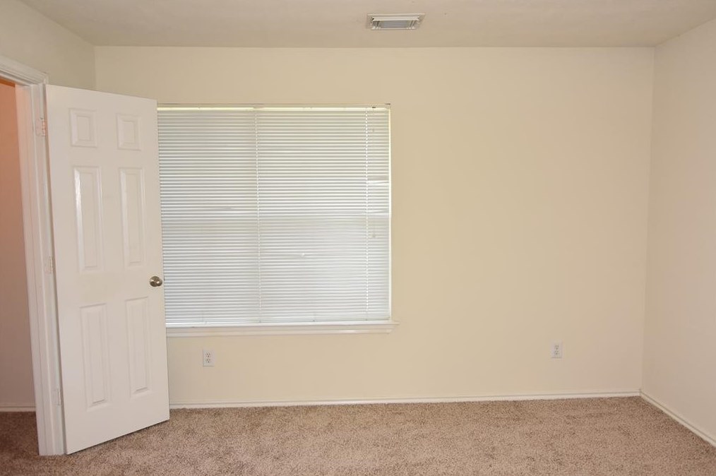 14339 Mooreview Ln, Houston TX  77014-1484 exterior