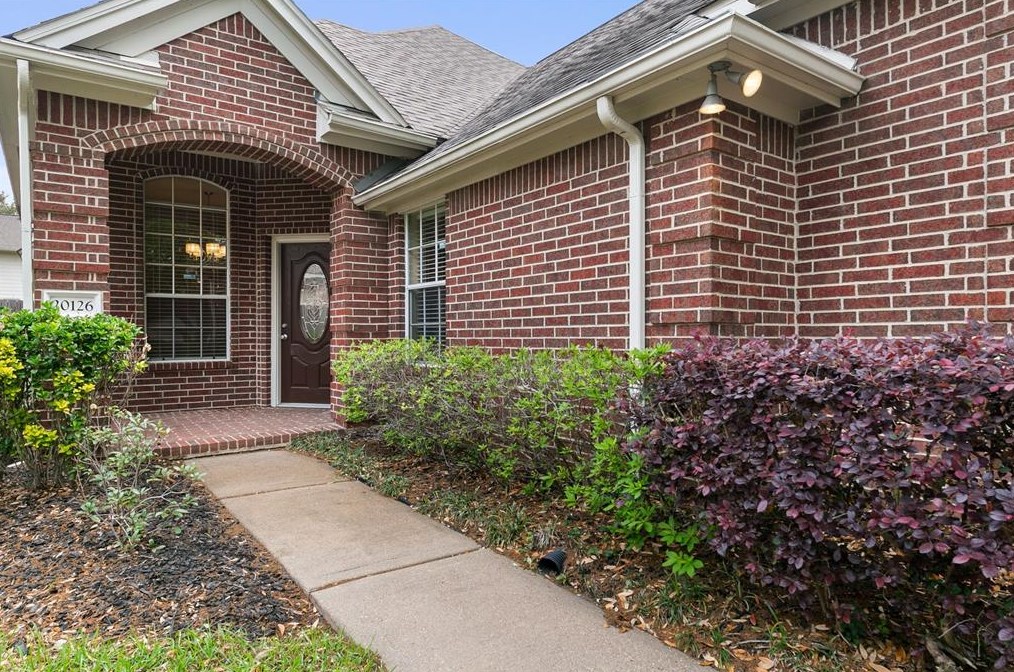 20126 Black Canyon Dr, Katy TX  77450-8703 exterior