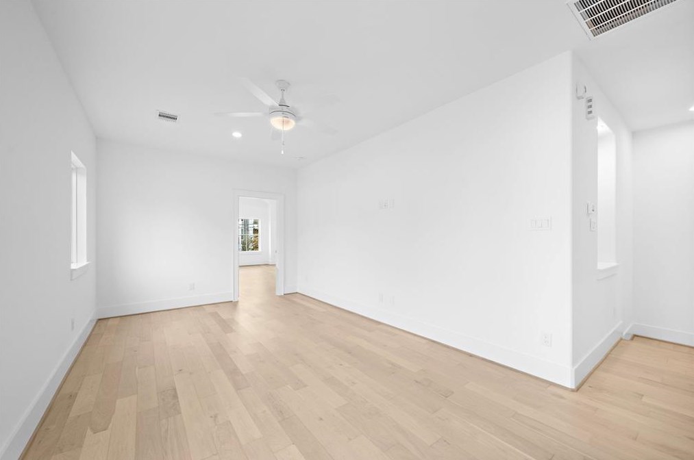 916 Nadine, Houston TX  77009-2443 exterior