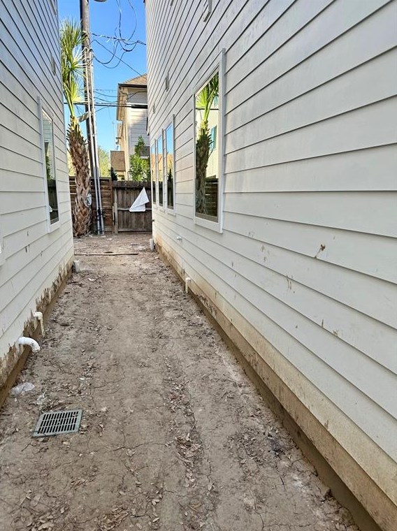 604 Clay St, Houston TX  77019-4578 exterior