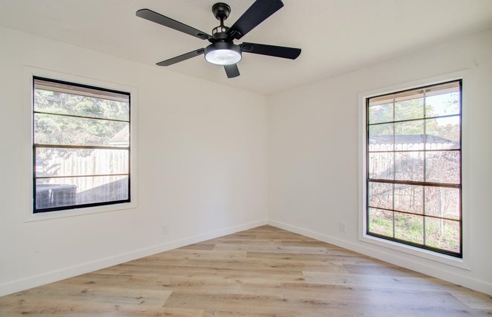 7811 Trentway St, Houston TX  77040-6117 exterior