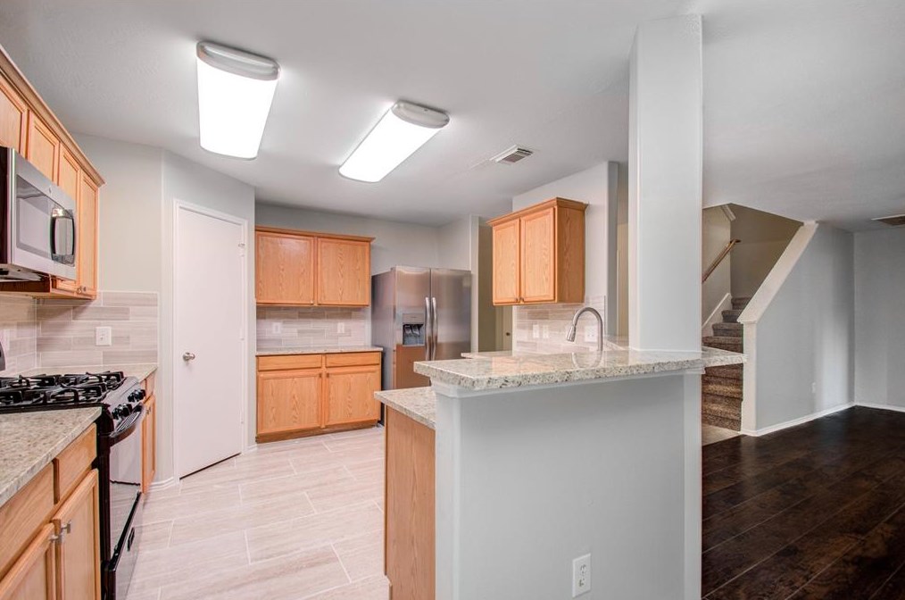 2814 Copeland Ml Ln, Houston TX  77047-2506 exterior