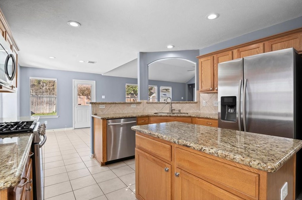 21326 Hannover Pines Dr, Spring TX  77388-4180 exterior