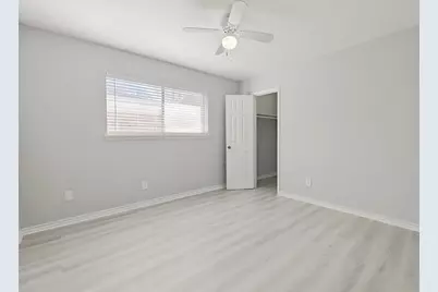 8818 Roos Road, Houston, TX 77036 - Photo 9