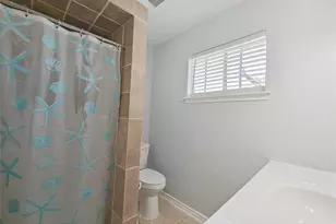 8818 Roos Rd, Houston, TX 77036 - Photo 15