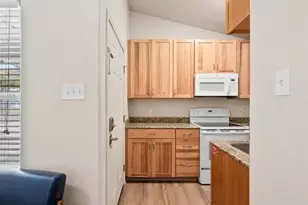 113 Gillespie Ln, Aransas Pass, TX 78336 - Photo 9