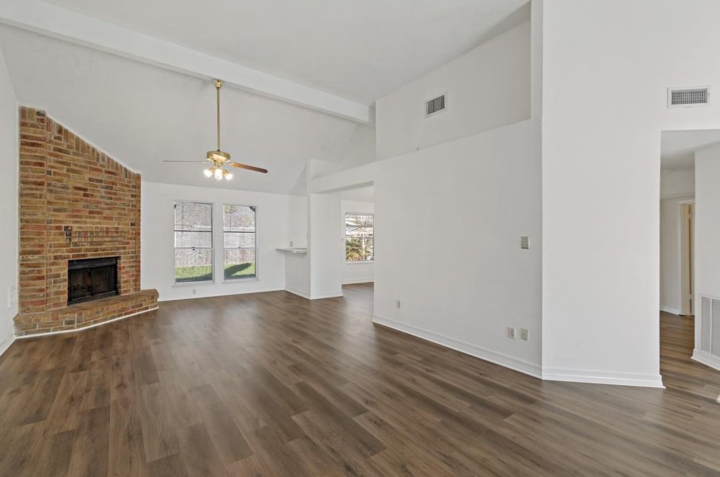 3106 Lazy Brook Dr, Sugar Land TX  77479-1838 exterior