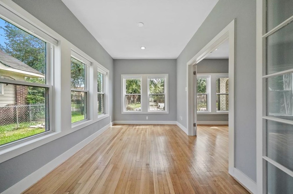 2301 Wentworth, Houston TX  77004-6087 exterior