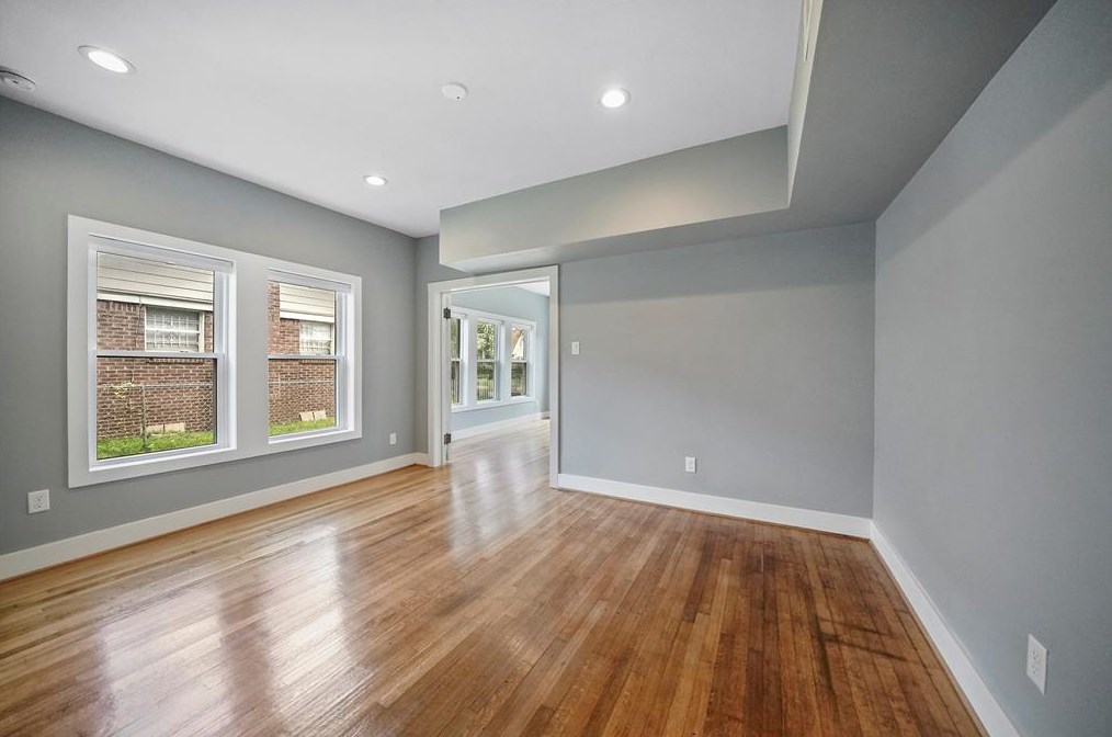 2301 Wentworth, Houston TX  77004-6087 exterior