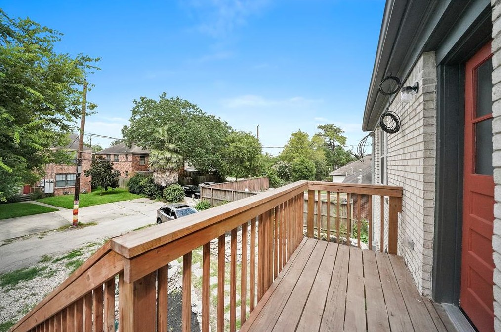 2301 Wentworth, Houston TX  77004-6087 exterior