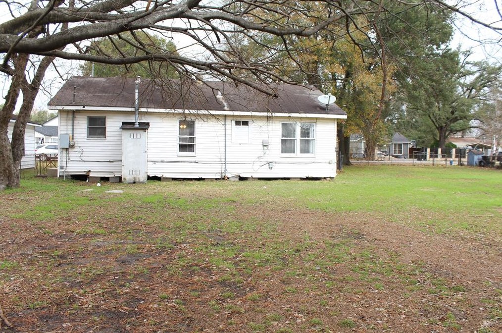 810 Mayford, Houston TX  77076-2840 exterior