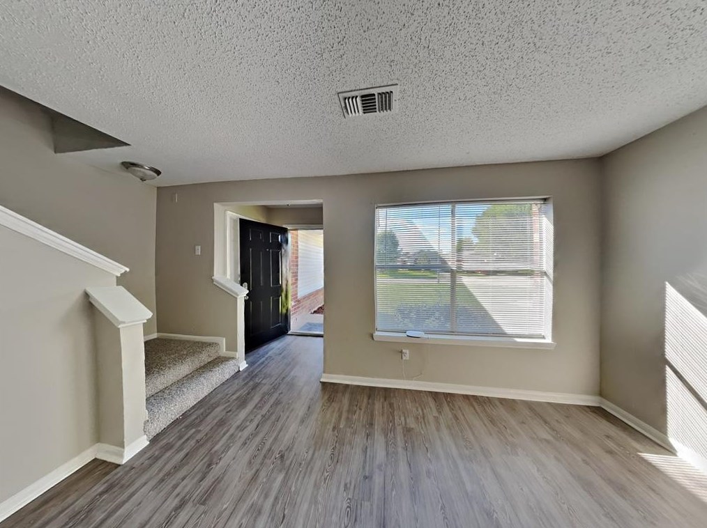 3106 Kelling St, Houston TX  77045-4300 exterior