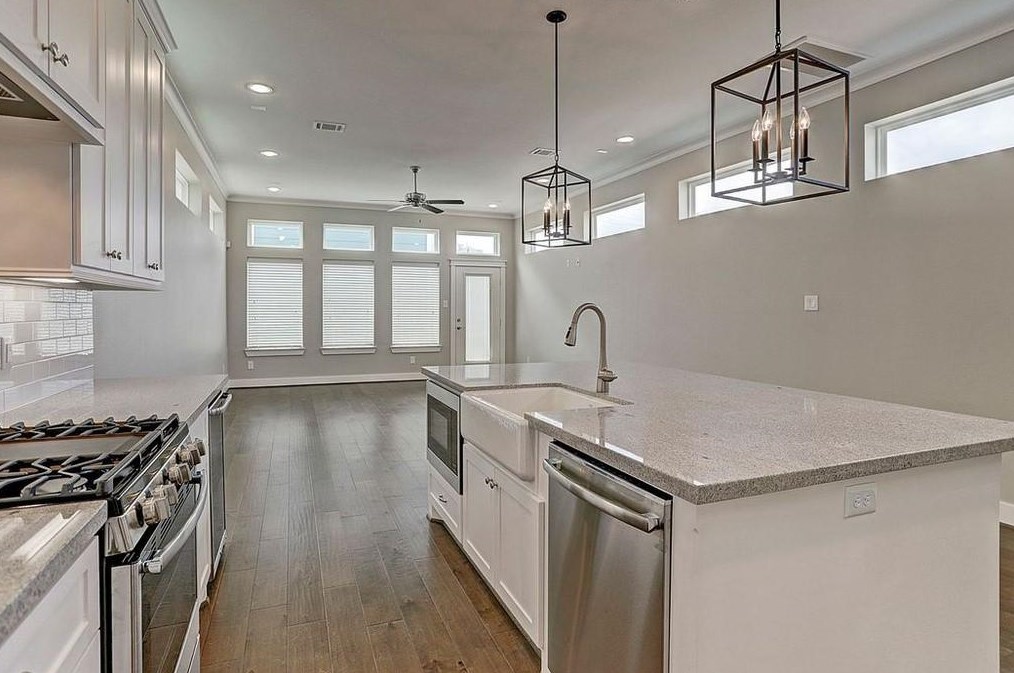 3211 Cline St, Houston TX  77020-5924 exterior