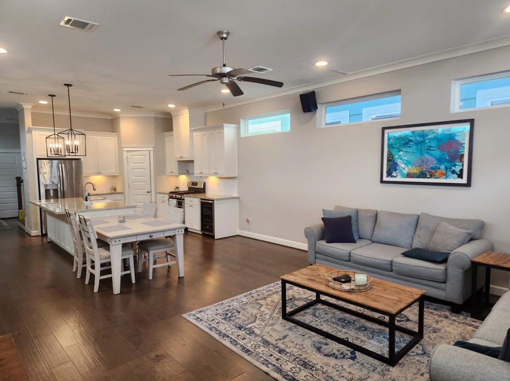 3211 Cline St, Houston TX  77020-5924 exterior