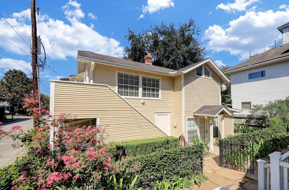 308 Drew St, Houston TX  77004-3354 exterior