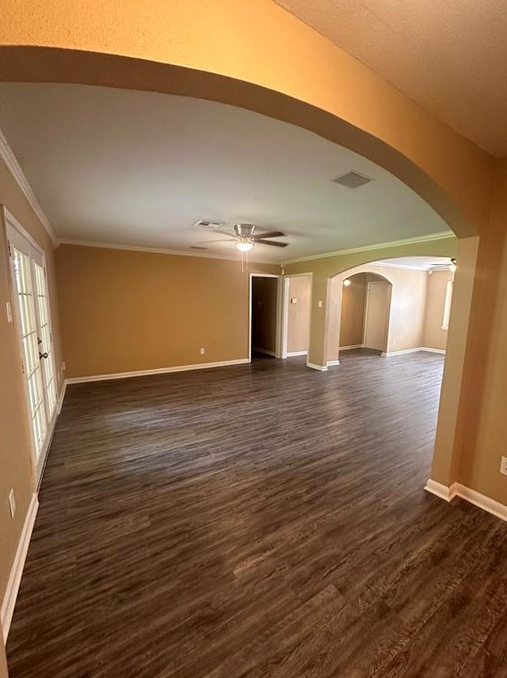 5830 Effingham Dr, Houston TX  77035-4213 exterior