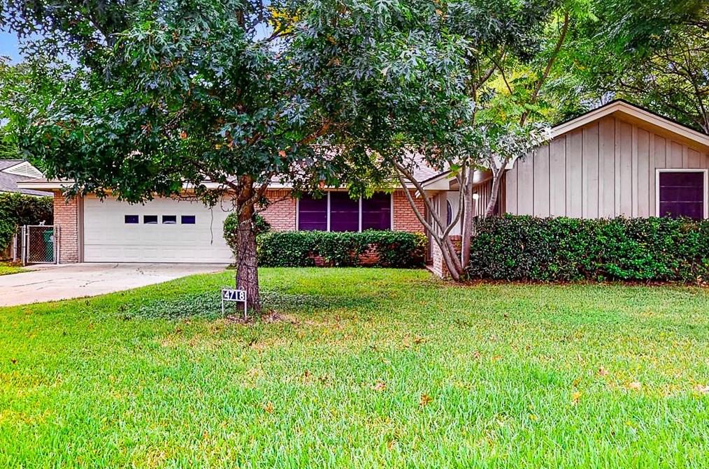 4718 Redstart St, Houston TX  77035-4908 exterior