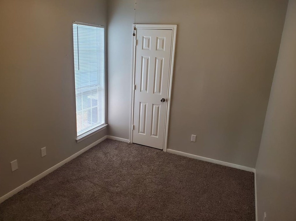 6540 Hogue St, Houston TX  77087-6400 exterior