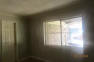 601 N 12th St, La Porte, TX 77571 - Photo 11