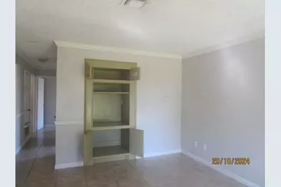 601 N 12th Street, La Porte, TX 77571 - Photo 3