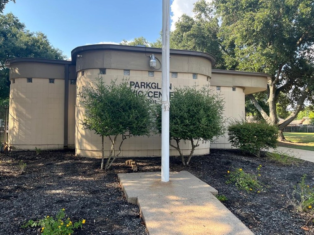 11610 Ensbrook Dr, Houston TX  77099-4705 exterior