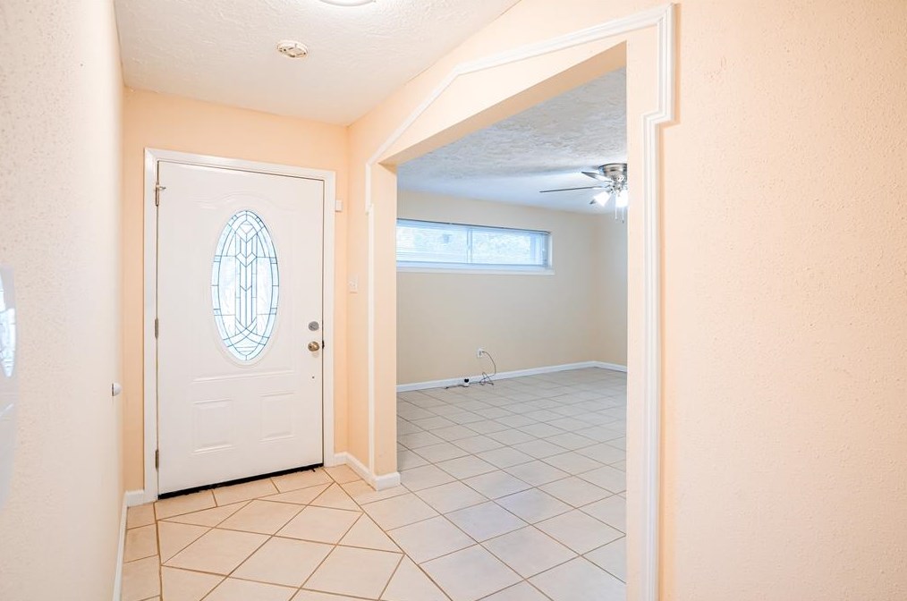 11610 Ensbrook Dr, Houston TX  77099-4705 exterior