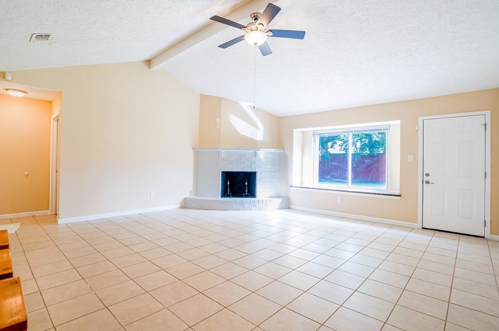 11610 Ensbrook Dr, Houston TX  77099-4705 exterior