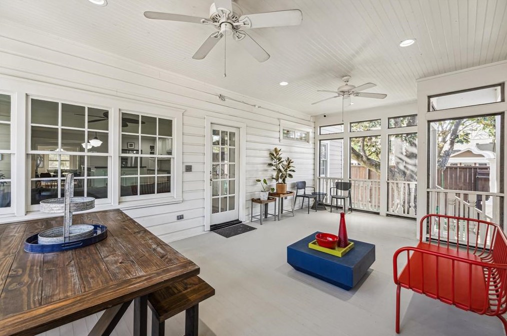 3501 Oak Rdg St, Houston TX  77009-6016 exterior