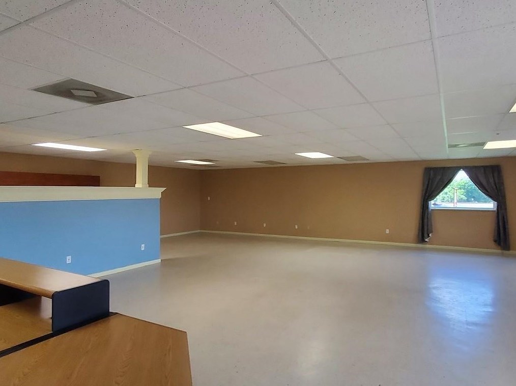 3223 Hwy 36, Sealy, TX 77474