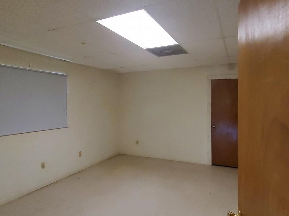 3223 Hwy 36, Sealy, TX 77474