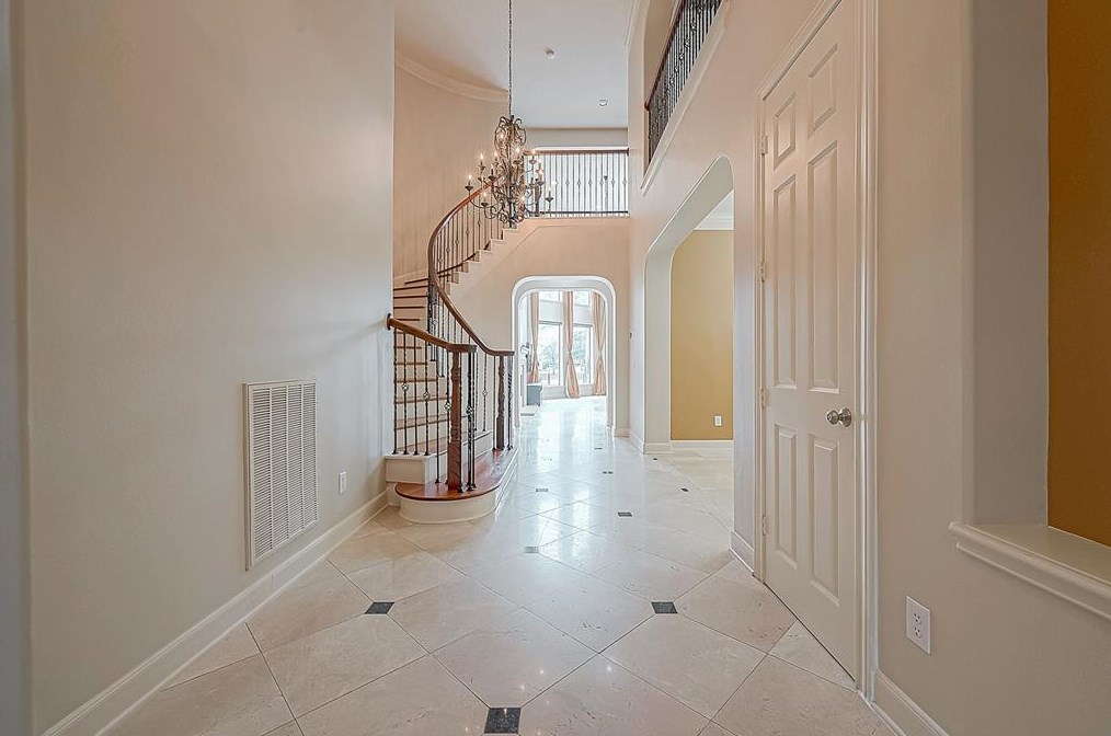 11819 Legend Manor Dr, Houston TX  77082-3079 exterior