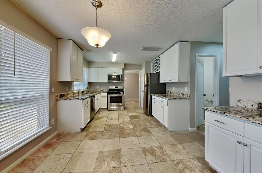 17322 Harmony Hill Dr, Spring TX  77379-4413 exterior