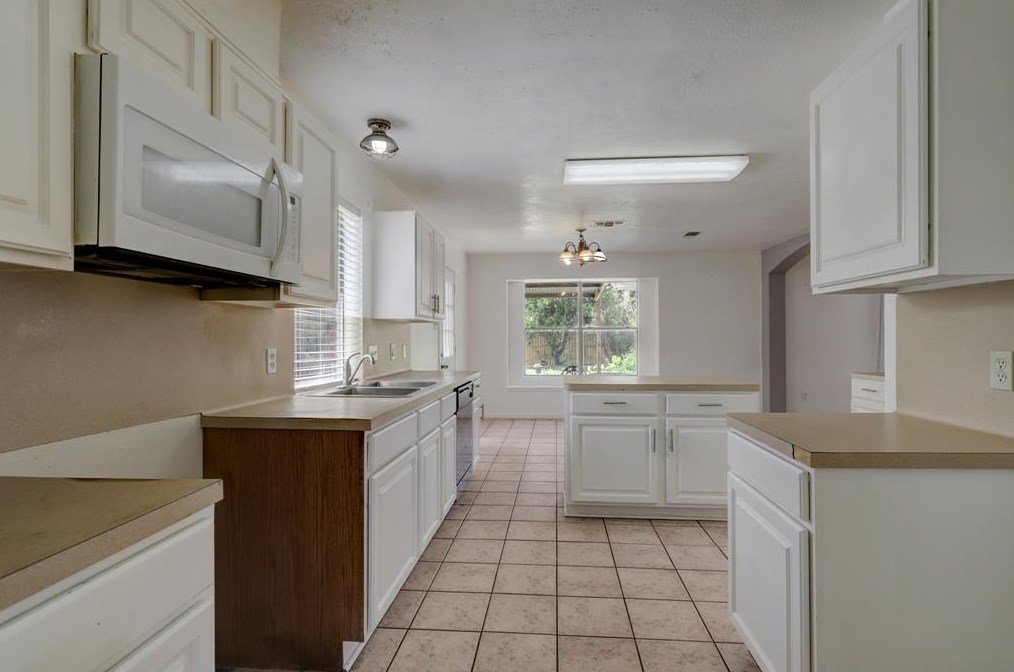 9414 Worfield Ct, Sugar Land TX exterior